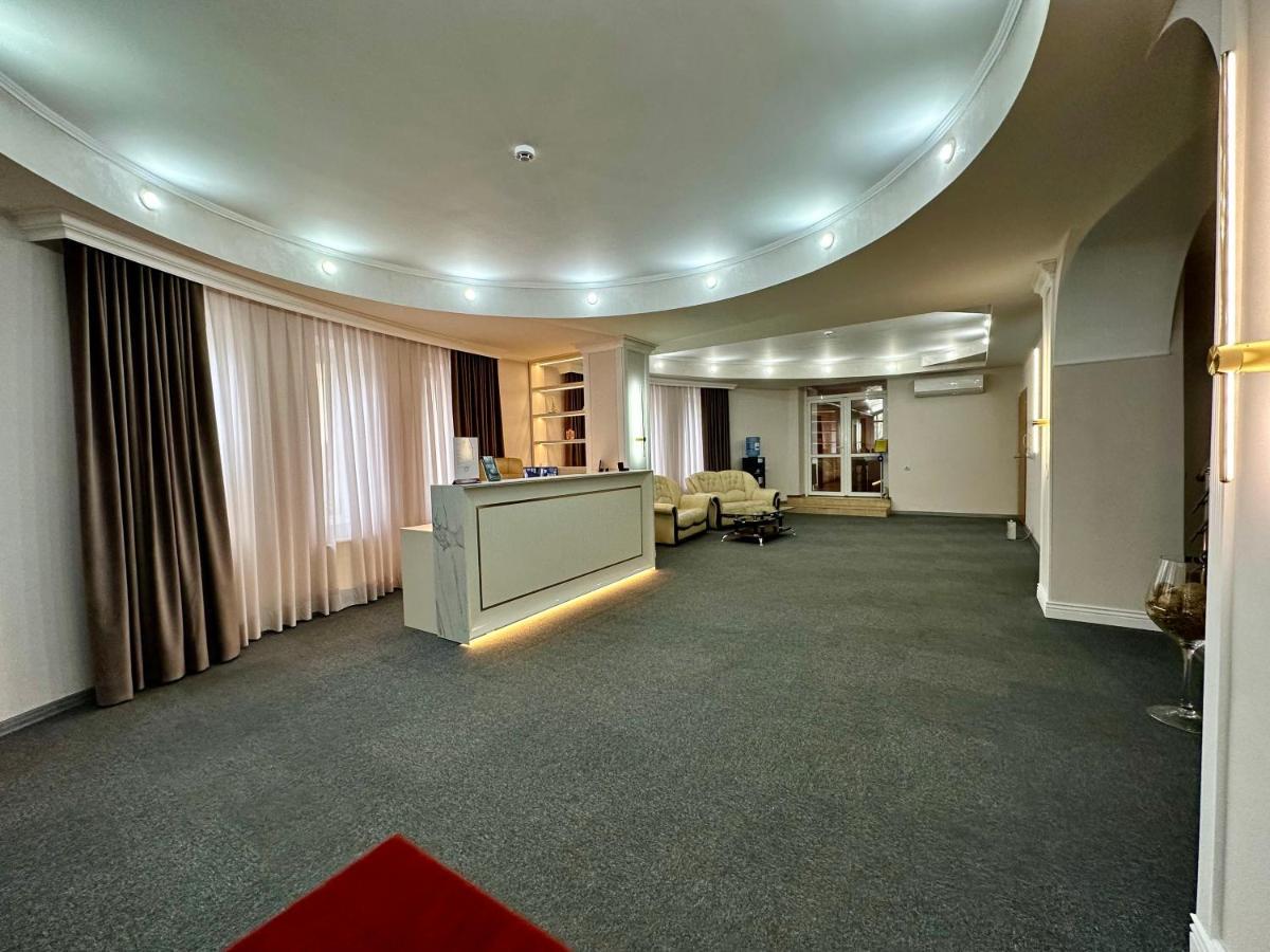 Villa Arus Кишинев Екстериор снимка
