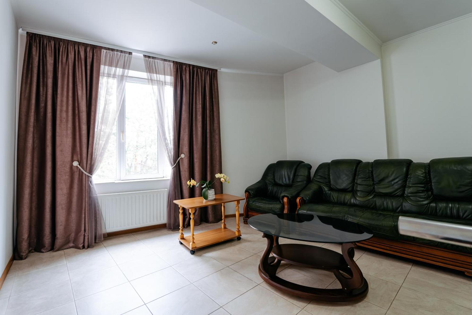 Villa Arus Кишинев Екстериор снимка