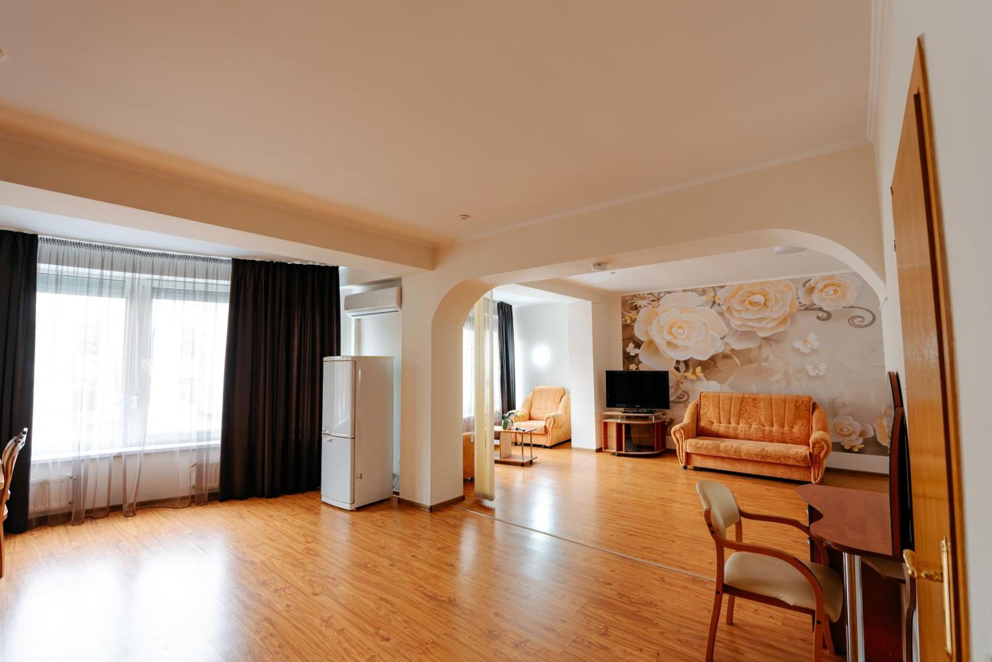 Villa Arus Кишинев Екстериор снимка