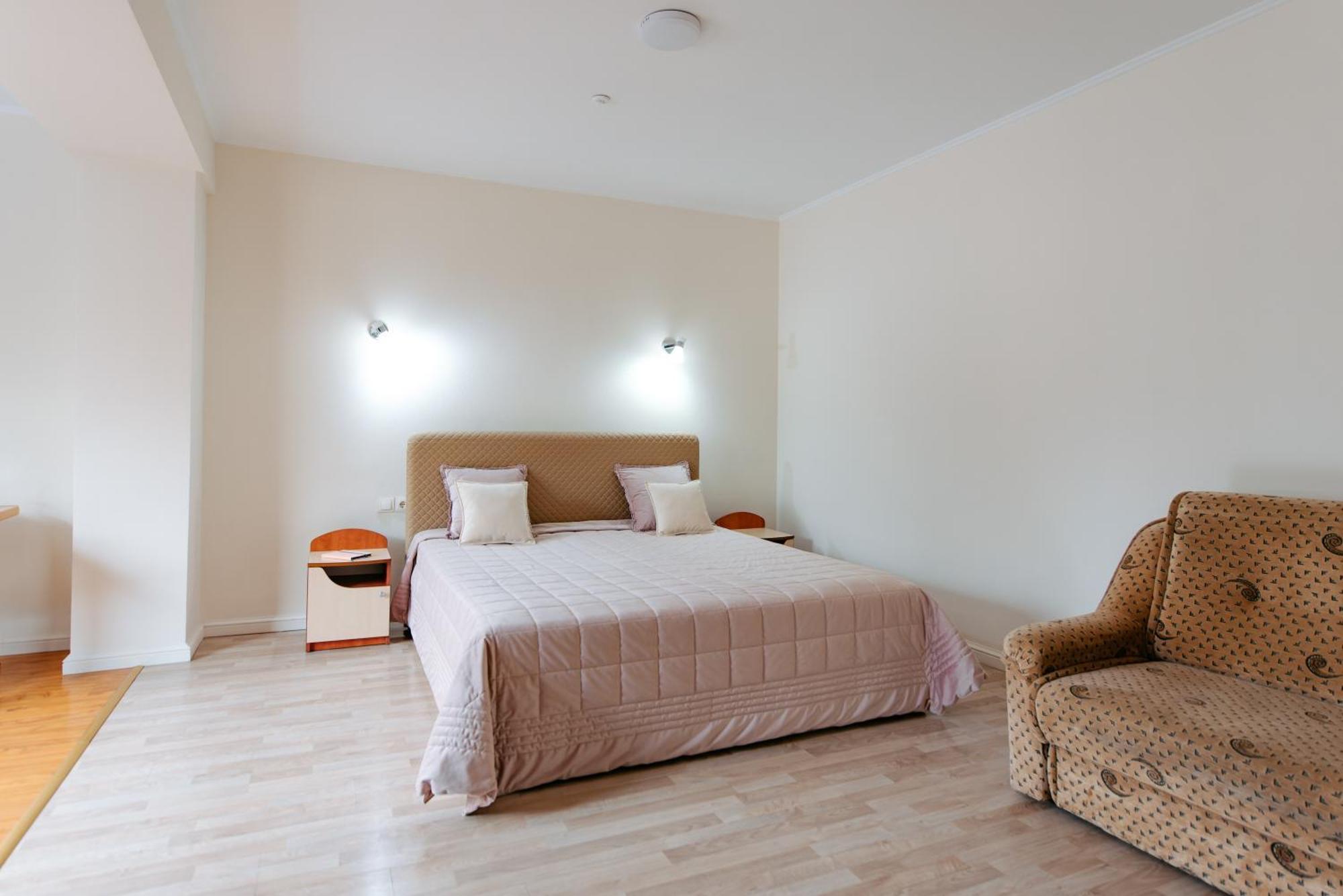 Villa Arus Кишинев Екстериор снимка