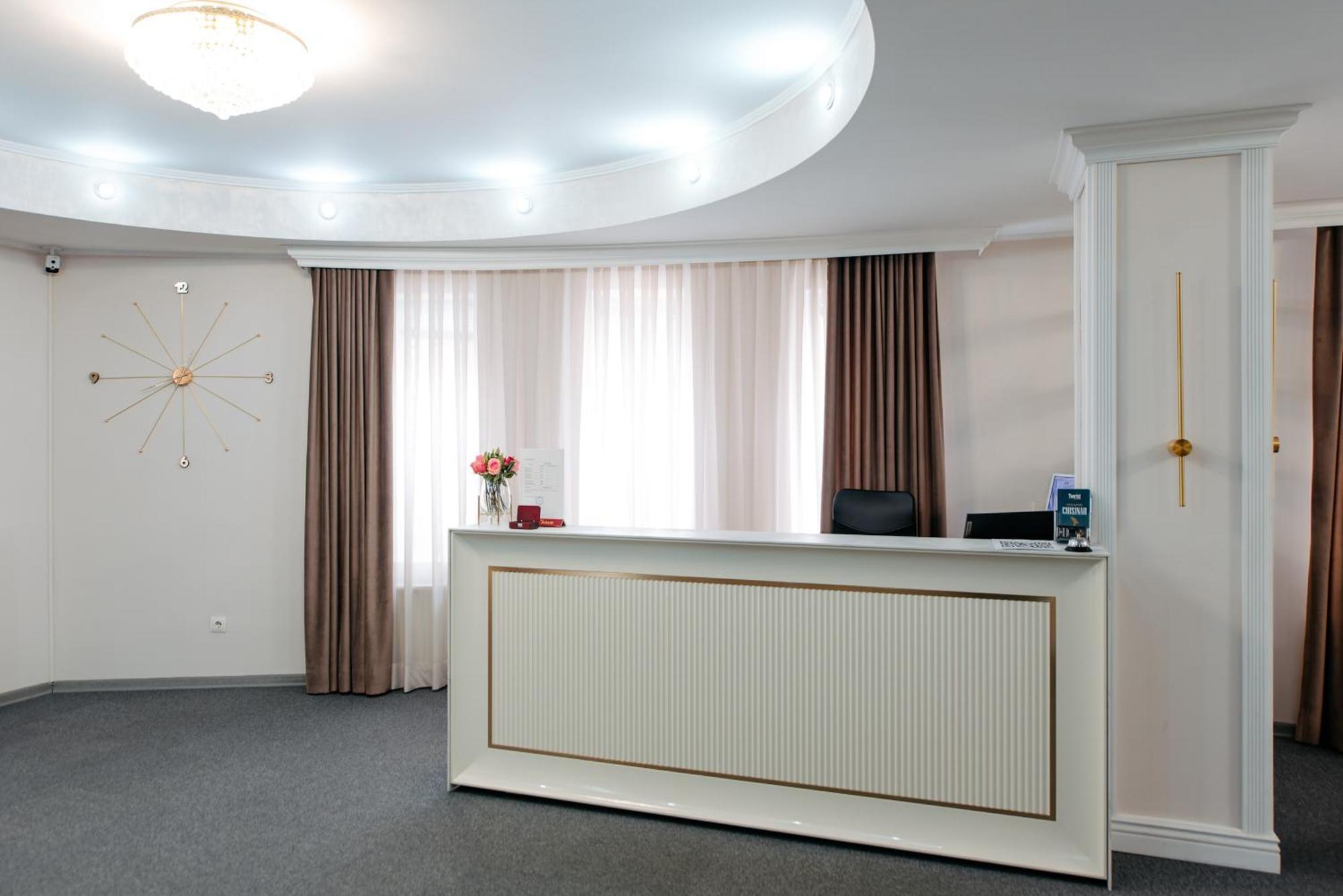 Villa Arus Кишинев Екстериор снимка