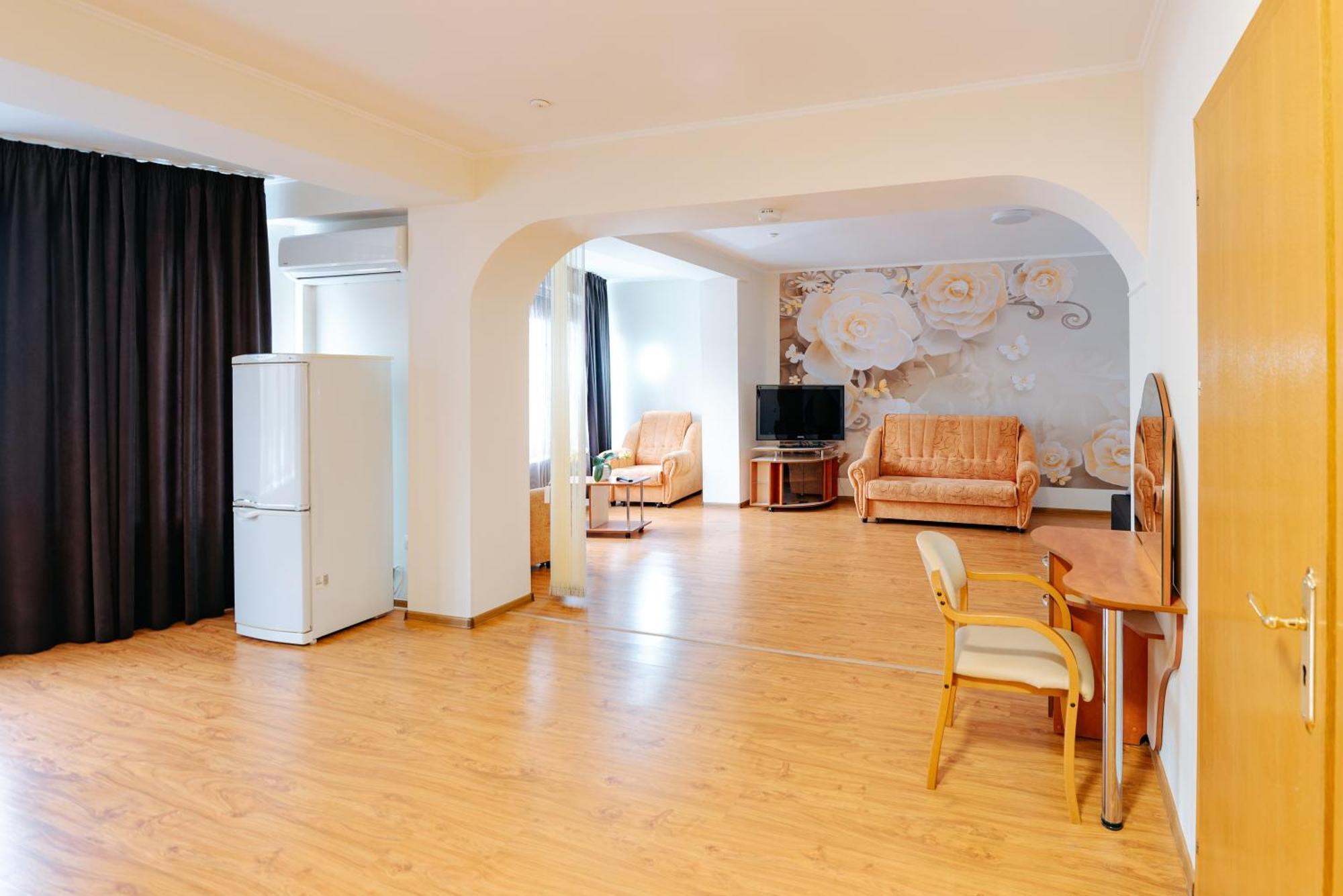 Villa Arus Кишинев Екстериор снимка