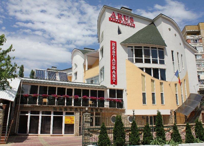 Villa Arus Кишинев Екстериор снимка